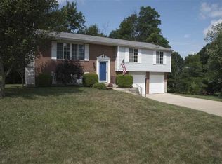 1719 Asher Ct, Hebron, KY 41048