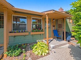 2260 Parkwood Ave, Ann Arbor, MI 48104