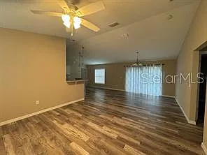 226 Oak Cir — Photo 3