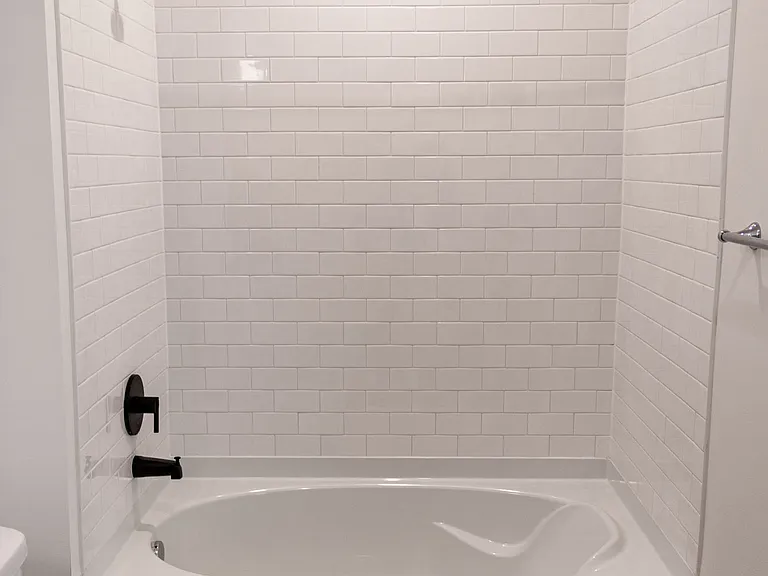 Lewis | 2 BR, 2 BA | 1,088 SF