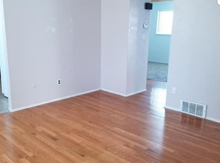 322 Perry Pl #2, Wyandotte, MI 48192