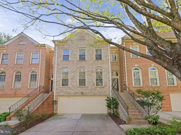 7838 Oracle Pl, Rockville, MD 20854