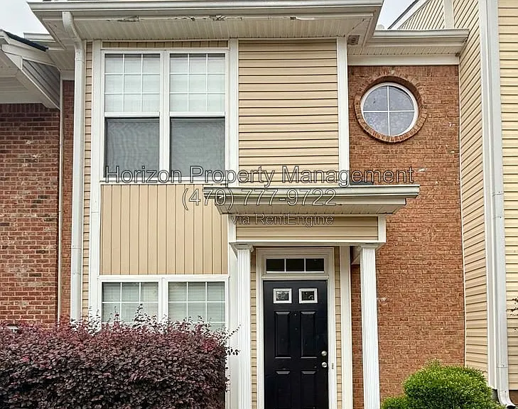15 Pearl Chambers Ct — Photo 1