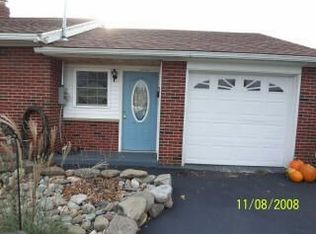1019 Holly Dr, Berwick, PA 18603