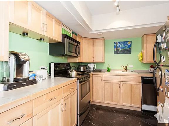 5th image of 1540 N La Salle Dr APT 2006