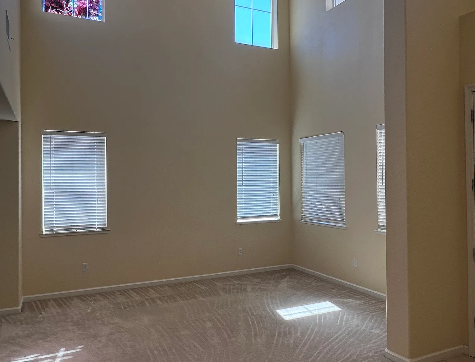 771 Cathedral Way — Photo 3