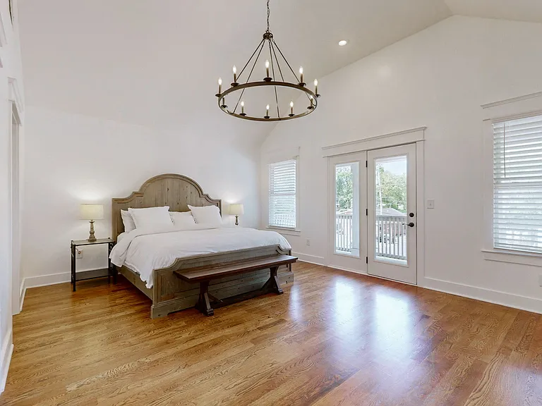 1211B Montgomery Ave — Photo 7