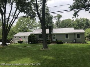 15860 Brook Rd, Lansing, MI 48906