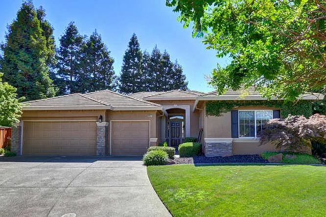 9422 Half Dome Ct photo 1