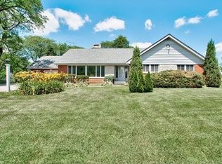 6310 Thurlow St, Willowbrook, IL