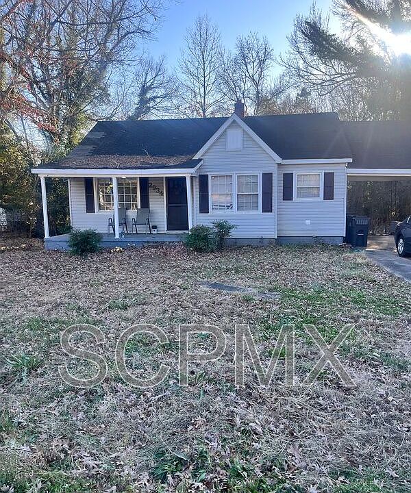 1st image of 2934 Shady Ln
