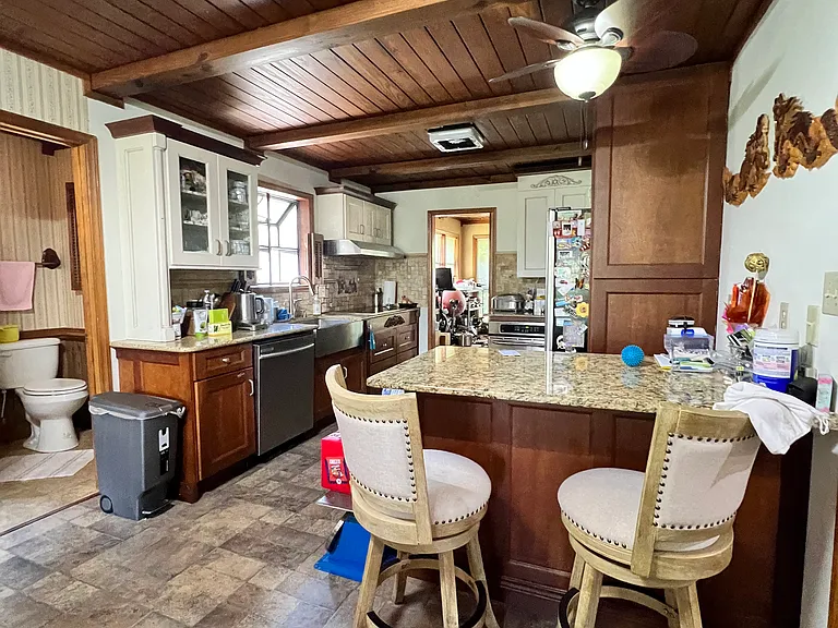 7906 Riding Trail Ct — Photo 10