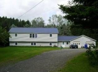 29 Pine Tree Cir, Pittsburg, NH 03592