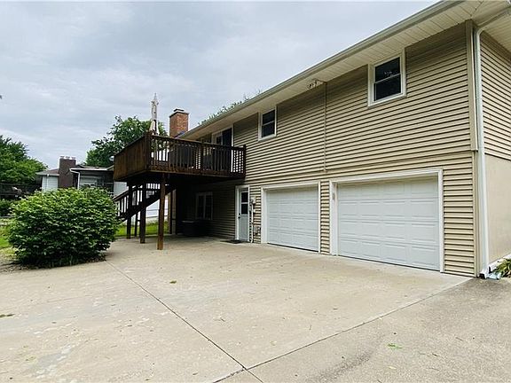 4th image of 3122 N 36th Ter