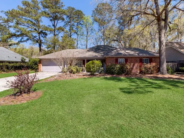 406 Miner Dr, Richmond Hill, GA 31324