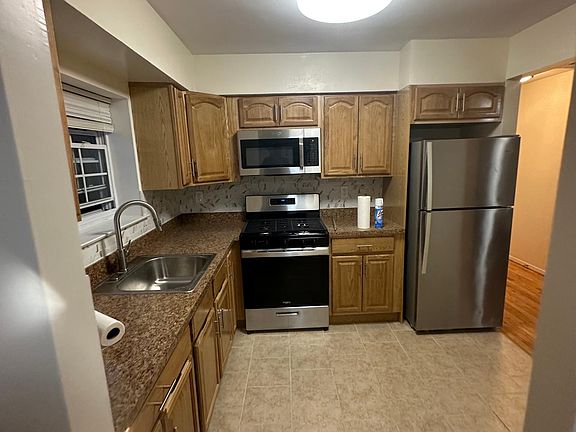 3rd image of 4221 Seton Ave #2A