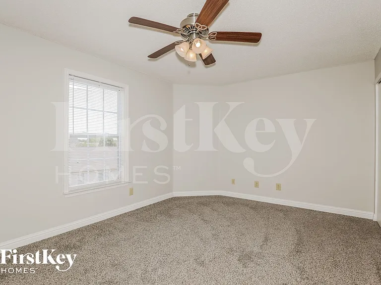 1443 Dowell St — Photo 13