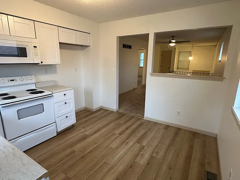 410 NE 81st St #410 — Photo 8