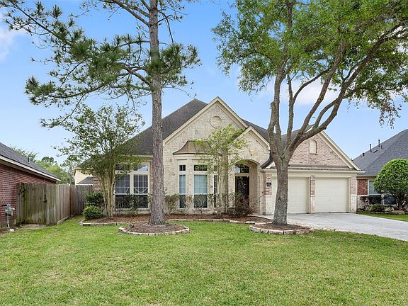 3rd image of 6111 Windsor Chase Ln