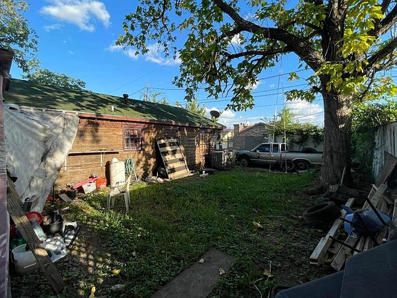 2nd image of 7509 Meadowview Dr
