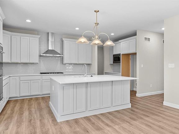 4th image of 1 Waterford Ii Lakeview Farms
