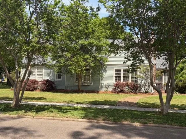 508 S Court St, Cleveland, MS 38732