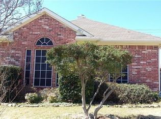 2015 Hearthside Ln, Garland, TX 75044