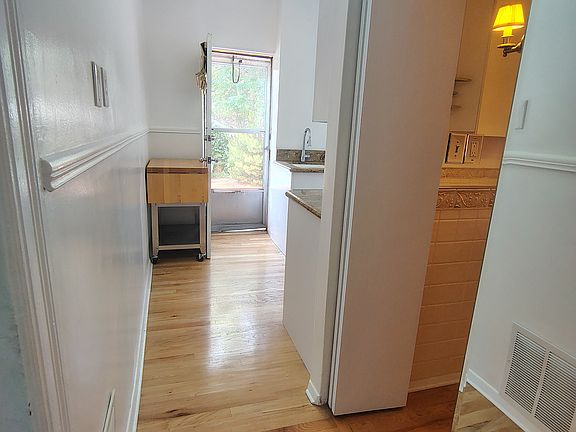 3rd image of 1157 N Lafayette St #1