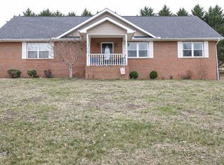4404 Smedely D Butler Dr, Maryville, TN 37803