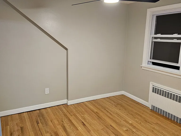 150 Illinois Ave #2 — Photo 12