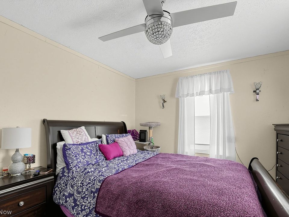 7th image of 830 Coitsville Hubbard Rd
