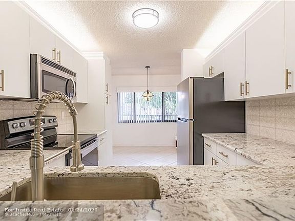 3rd image of 10829 W Clairmont Cir #204