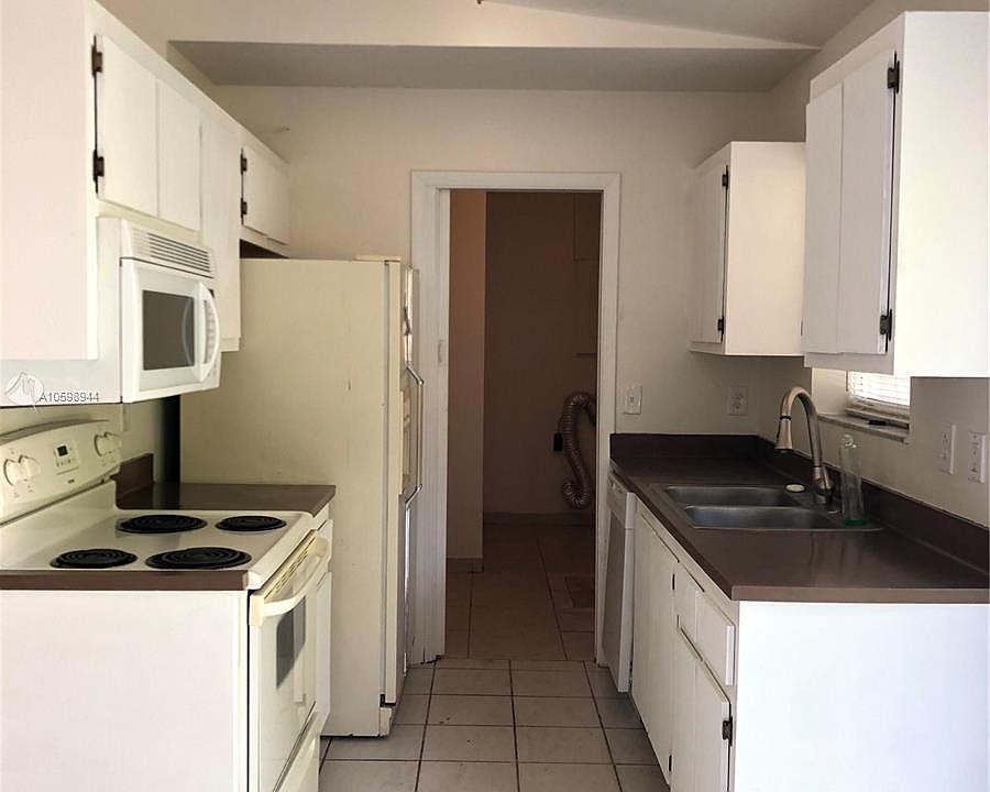 1st image of 7807 SW 8th St