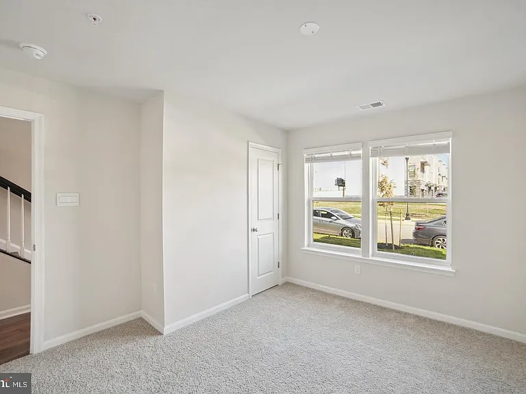 418 Carroll Walk Ave — Photo 13
