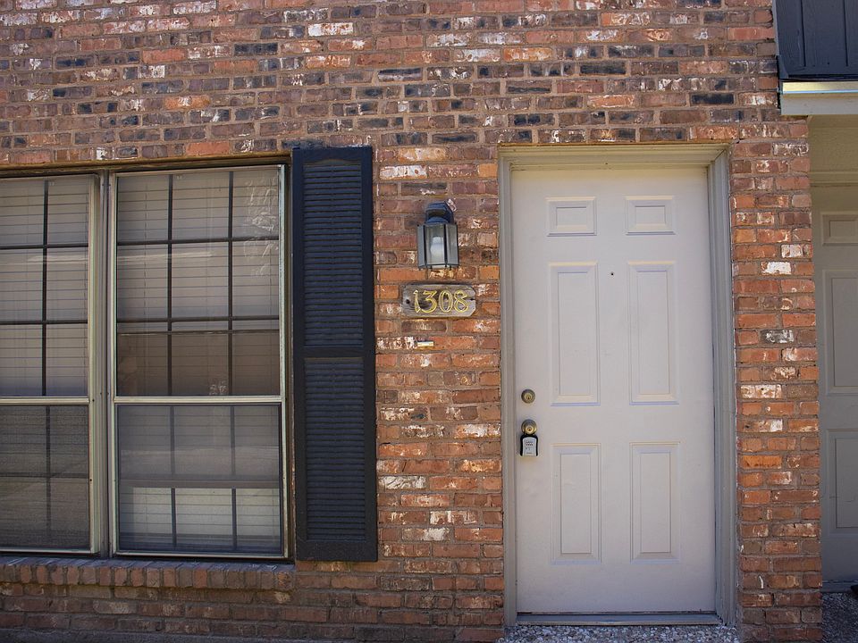 1st image of 1308 Speight Ave