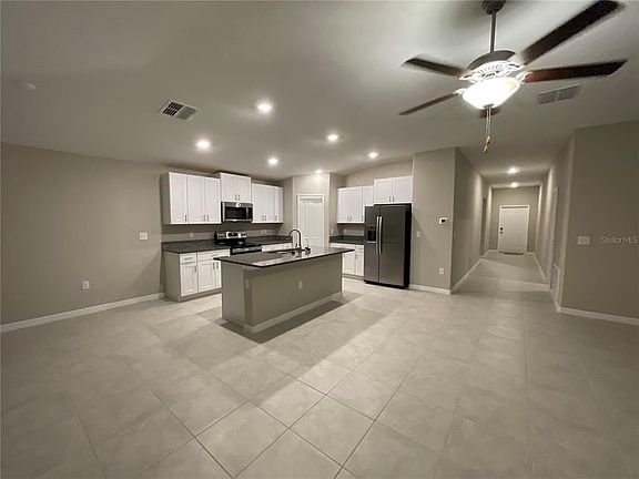 3rd image of 8769 Parsons Hill Blvd