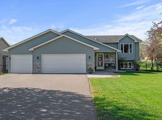 13388 179 1/2 Ave NW, Elk River, MN 55330