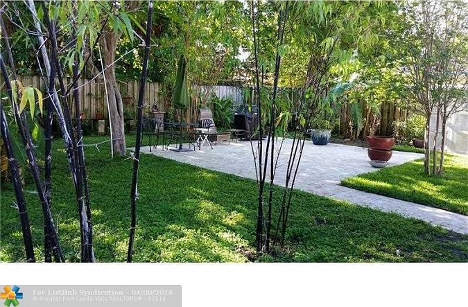 1st image of 2924 N Ocean Blvd #1