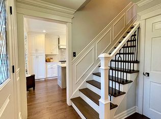 5950 N Kenneth Ave, Chicago, IL 60646