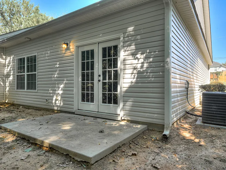 205 Old Berzelia Rd — Photo 26