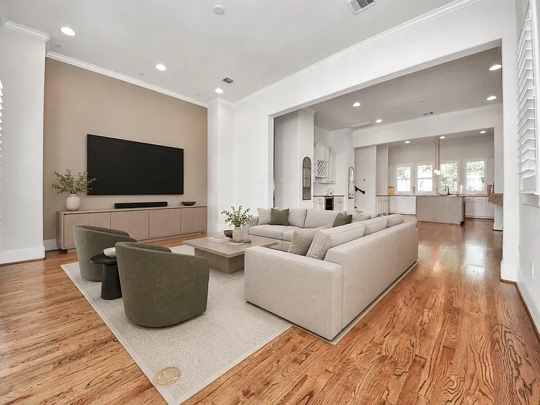 2606 Madeline Grove Dr — Photo 4