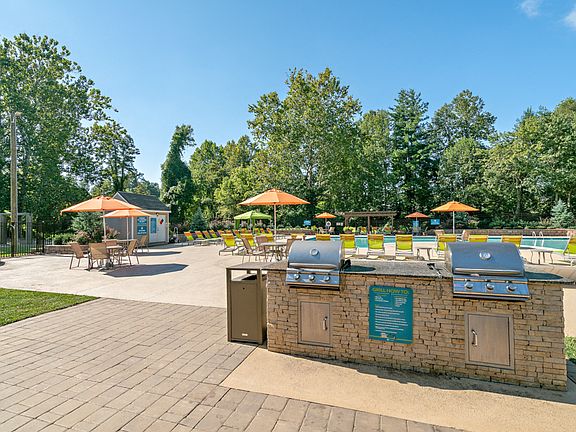 Grill your favorite by the pool with Hawthorne at Southside's outdoor grilling station