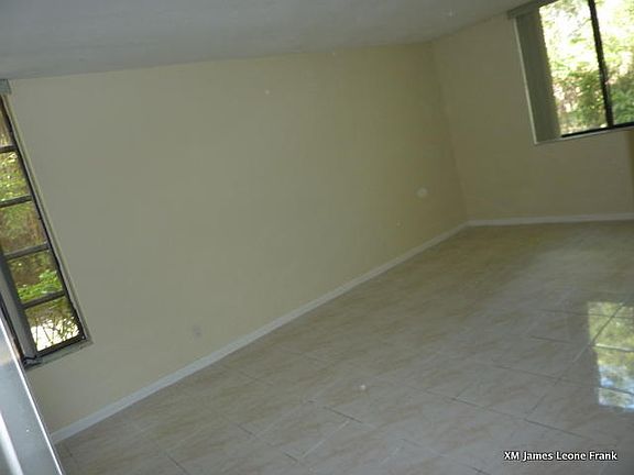 5th image of 733 SE 1st Way APT 101