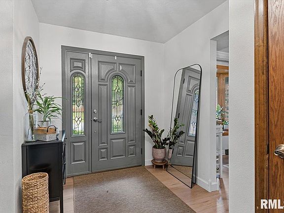 2nd image of 59 Sarah Ave
