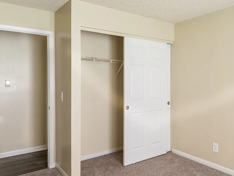 Meadow View Apartments and Townhomes — Photo 24