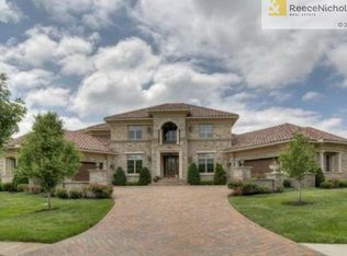 3105 W 138th St, Leawood, KS 66224