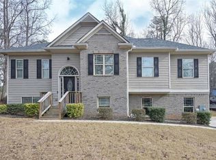 6982 Springwood Dr, Douglasville, GA 30135