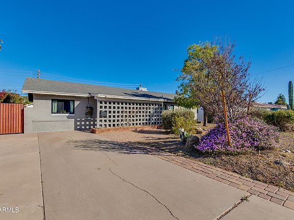 2nd image of 4214 E PALM Lane