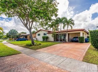 18710 NW 8th Ct, Miami Gardens, FL 33169