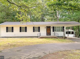8165 Poorhouse Rd, La Plata, MD 20646